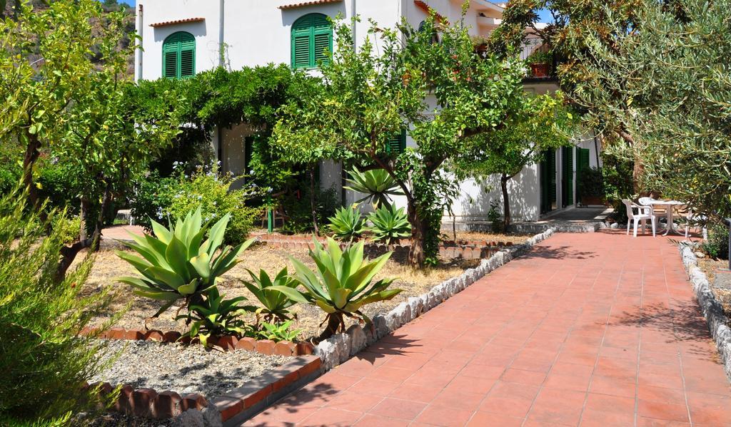 Seafront Apartments Garden House Taormina Habitación foto