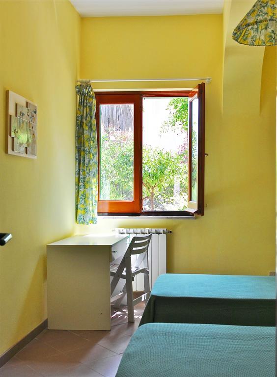 Seafront Apartments Garden House Taormina Habitación foto